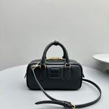 ARCADIE SMALL 22 BAG IN BLACK CALFSKIN Amelia