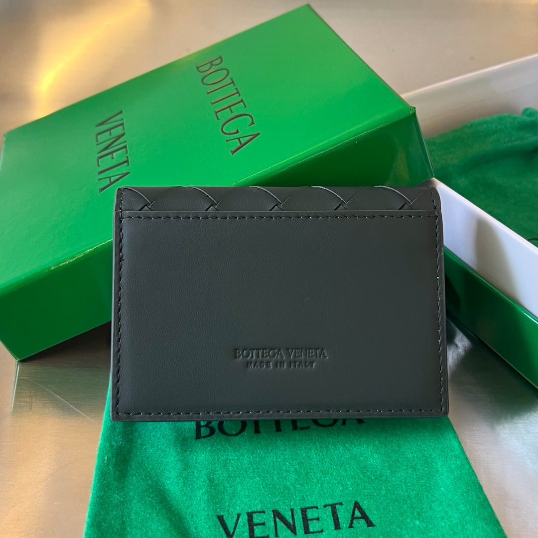 INTRECCIATO BUSINESS 11 BLACK CALFSKIN CARD CASE Amelia