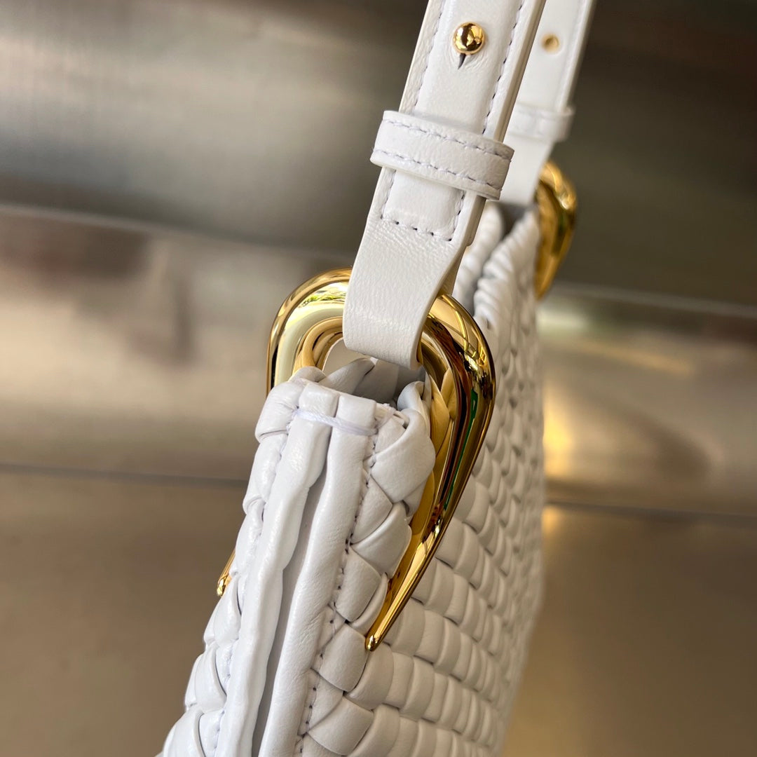 SMALL CLICKER 27 WHITE LAMBSKIN Amelia