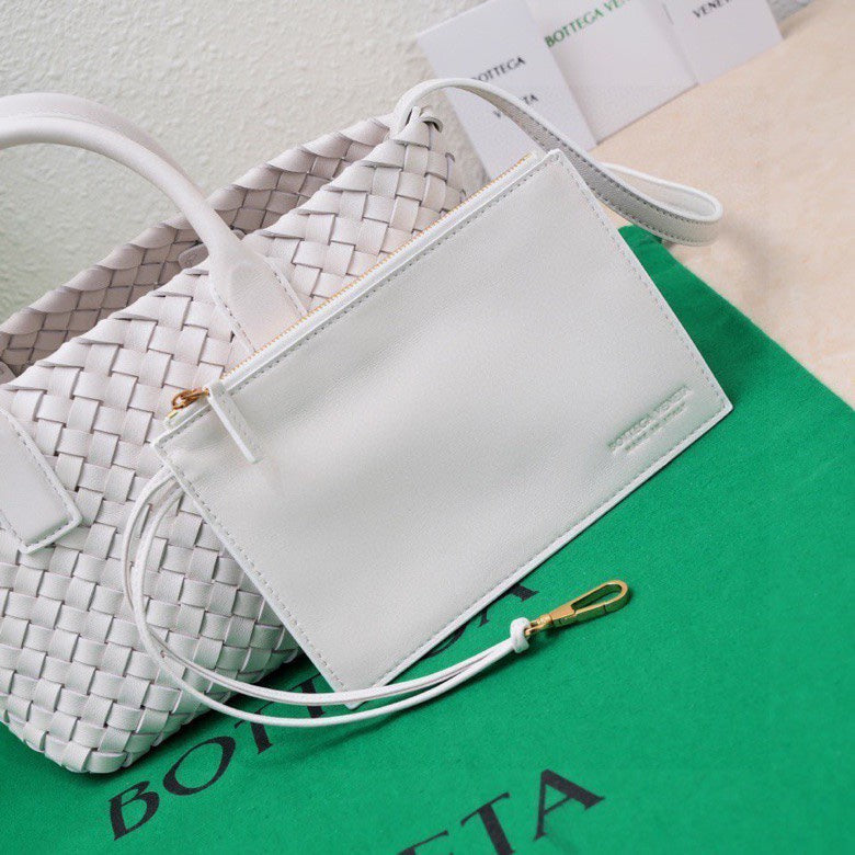 Mini Cabat 20cm White Lambskin Ghw Amelia Amelia