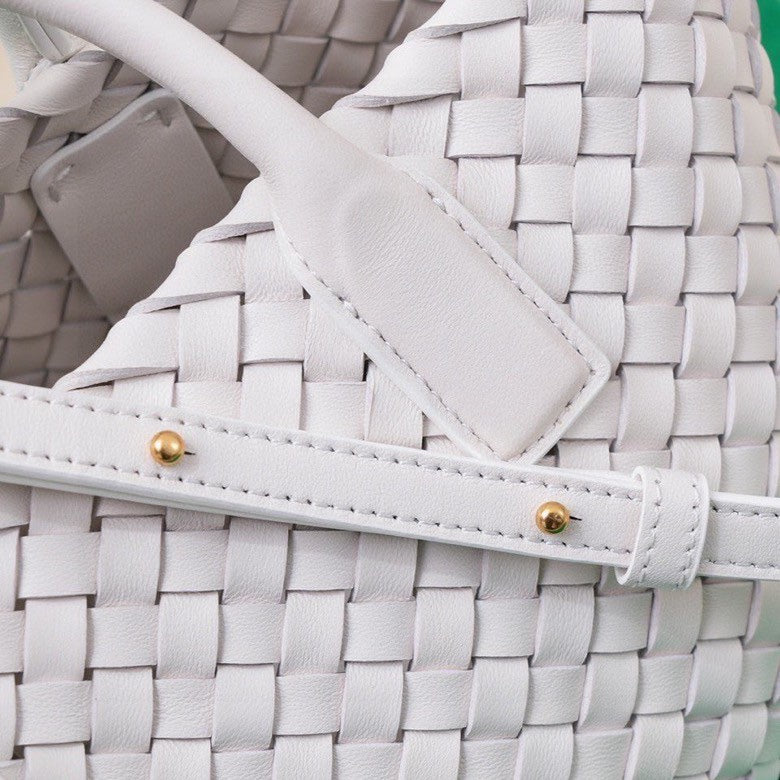 Mini Cabat 20cm White Lambskin Ghw Amelia
