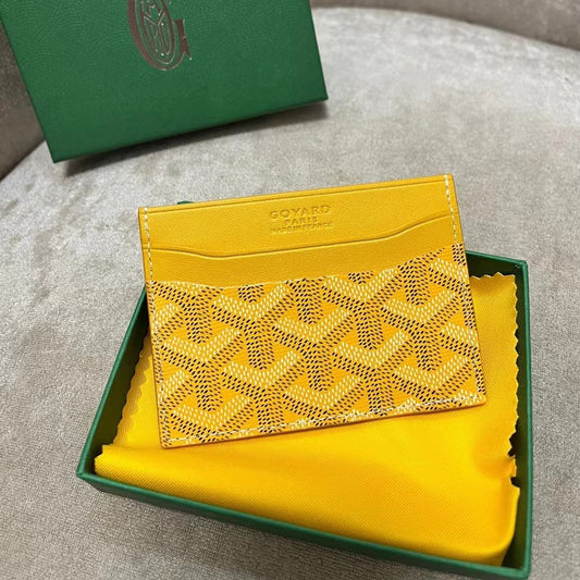 SAINT-SULPICE CARD WALLET 10 IN YELLOW GOYARDINE CANVAS AND CALFSKIN by Amelia