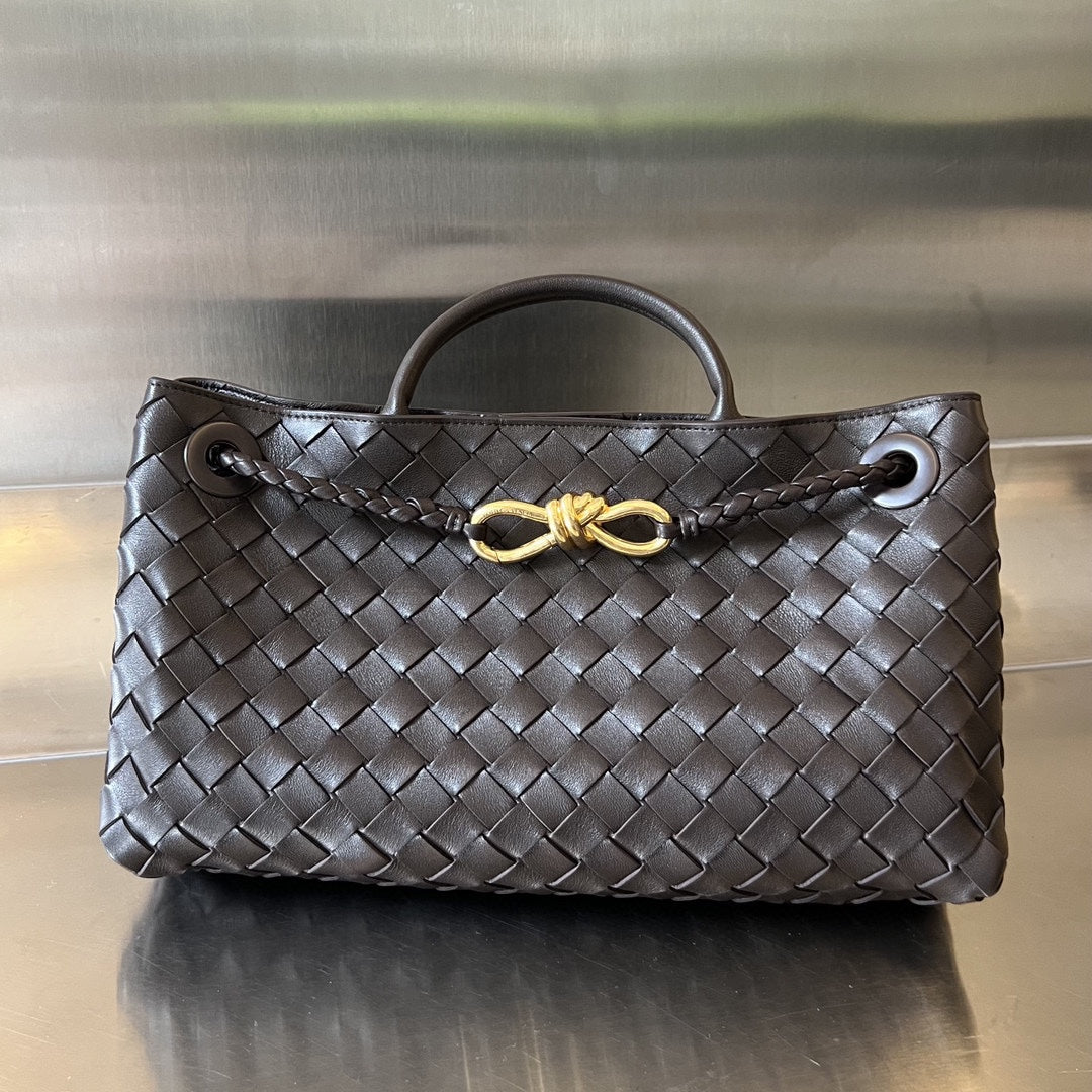 SMALL ANDIAMO 29 IN DARK BROWN LAMBSKIN Amelia