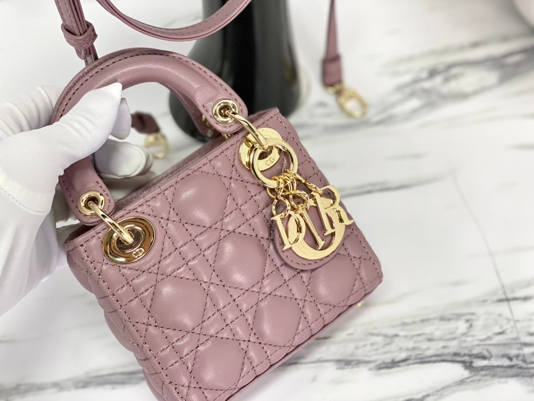 MICRO LADY 12 BAG IN LIGHT PURPLE LAMBSKIN Amelia