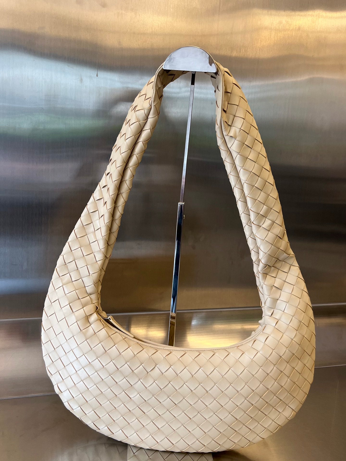 BUDDY 59 BAG IN DARK CREAM CALFSKIN Amelia
