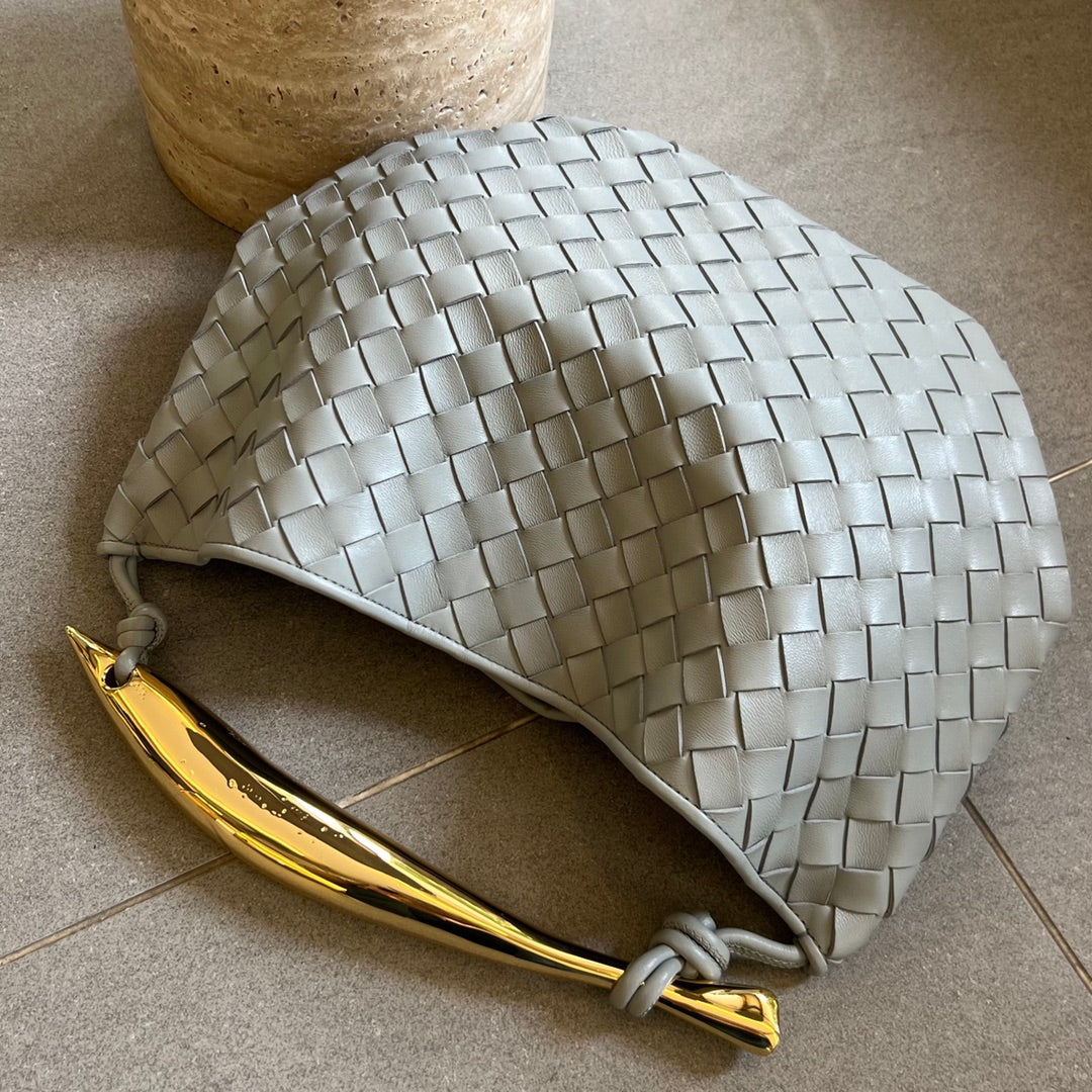 SARDINE 33 WITH CHAIN IN GREY LAMBSKIN Amelia Amelia