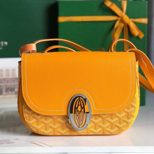 233 BAG 25 IN YELLOW CALFKIN AND GOYARDINE CANVAS Amelia Bags