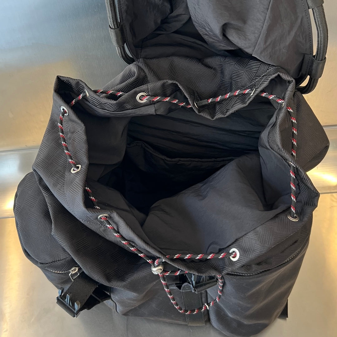 ALTO 42 BACKPACK IN BLACK FABRIC Amelia Amelia
