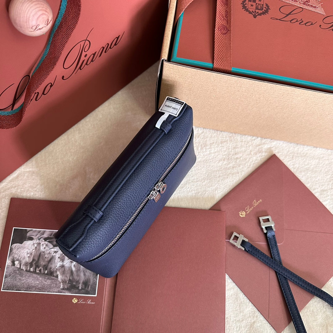 EXTRA POCKET L19 IN NAVY BLUE GRAINED CALFSKIN WITH SILVER HARDWARE Amelia Amelia