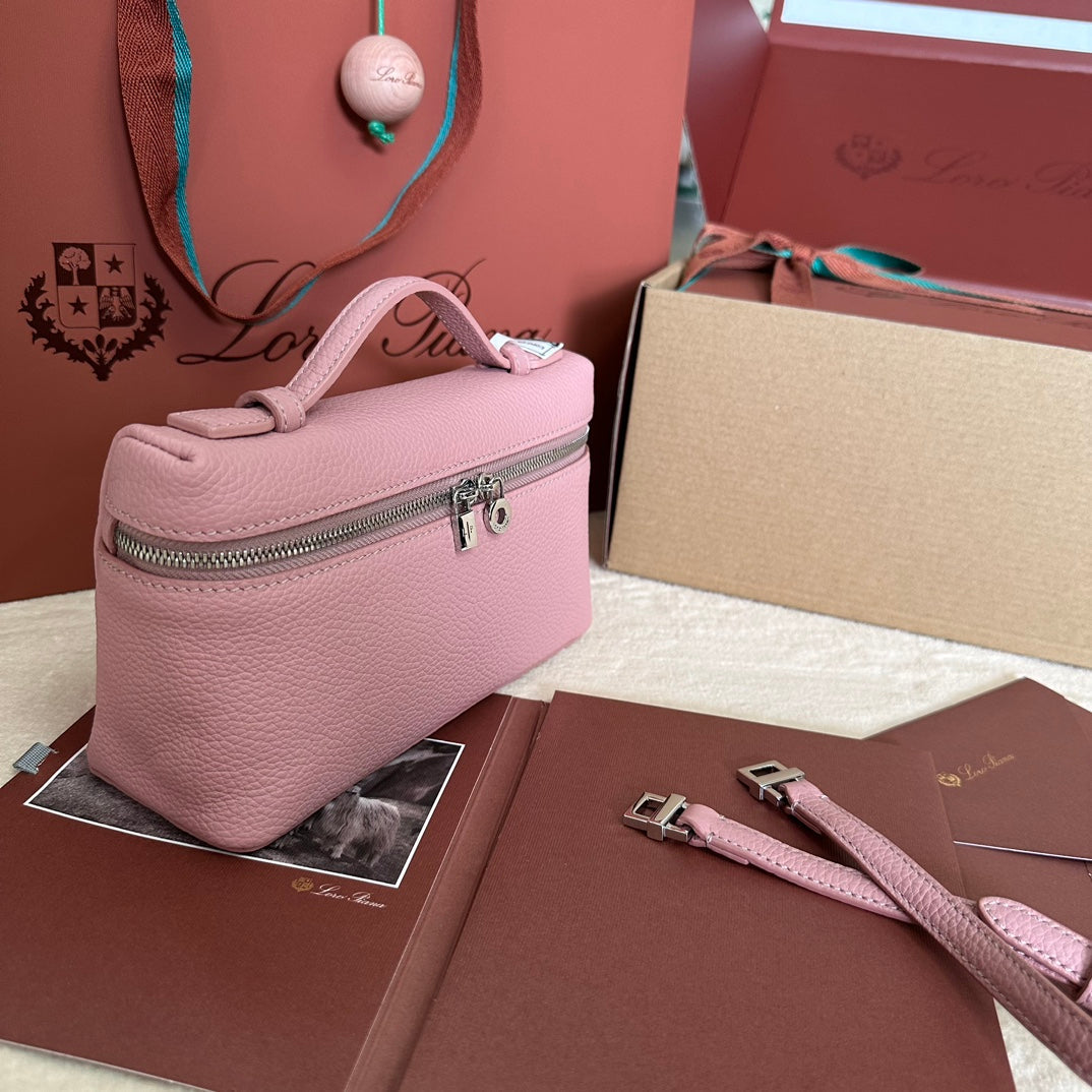 EXTRA POCKET L19 IN FLAMINGO PINK GRAINED CALFSKIN WITH SILVER HARDWARE by Amelia