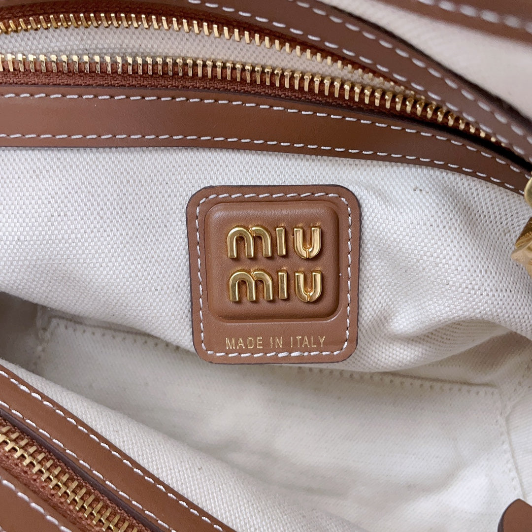 SMALL TOTE BAG 22 IN WHITE CANVAS AND BROWN CALFSKIN TRIM Amelia