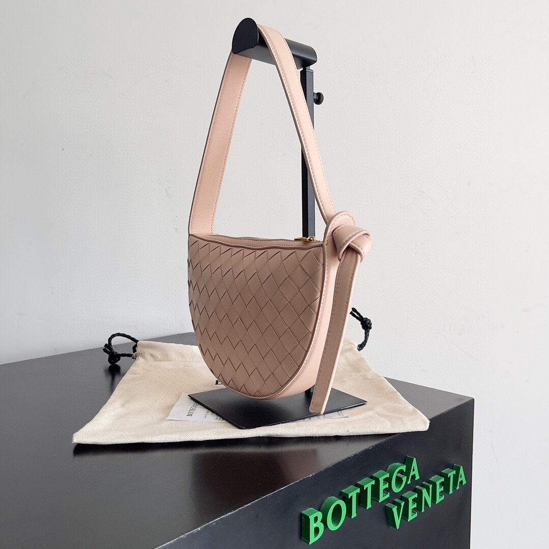 Amelia Mini Sunrise 23cm Light Pink Calfskin Ghw Amelia