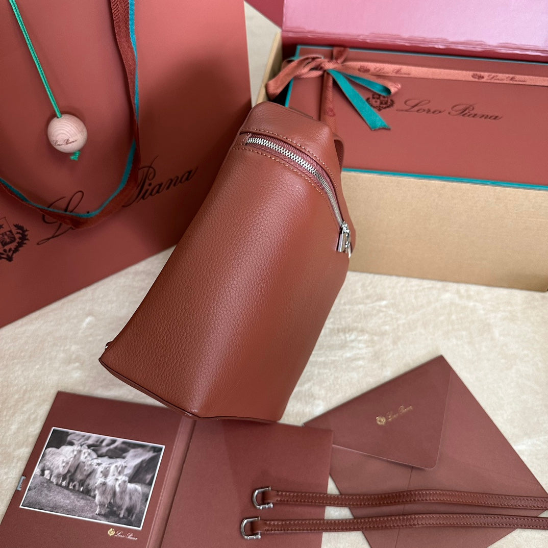 EXTRA POCKET BACKPACK L23.5 IN BRONZE BROWN CALFSKIN WITH SILVER HARDWARE Amelia Amelia