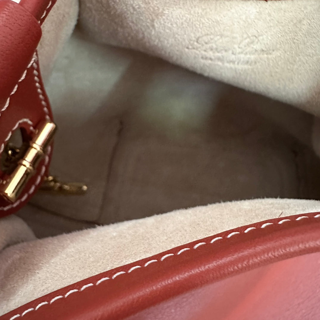 MICRO BALE BAG IN MARS RED CALFSKIN by Amelia