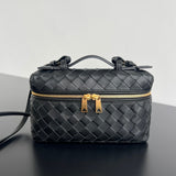 BANG BANG 22 VANITY CASE IN BLACK CALFSKIN Amelia Amelia