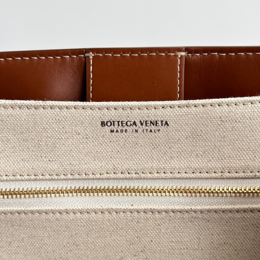 SMALL ANDIAMO 25 IN WHITE BROWN CALFSKIN AND CANVAS Amelia