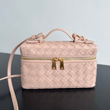 BANG BANG 22 VANITY CASE IN LIGHT PINK CALFSKIN Amelia