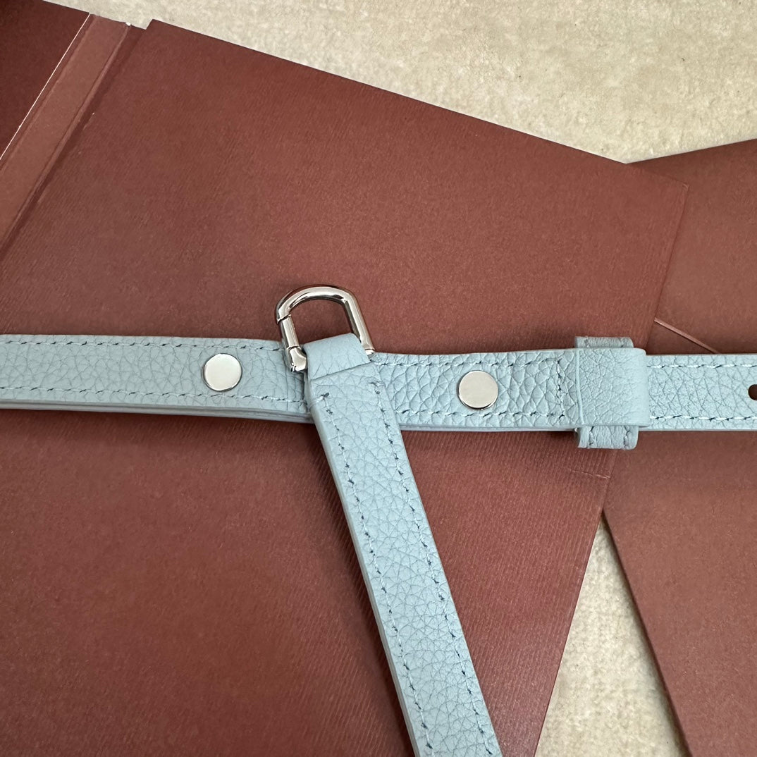 EXTRA POCKET L19 IN LIGHT BLUE CALFSKIN WITH SILVER HARDWARE Amelia