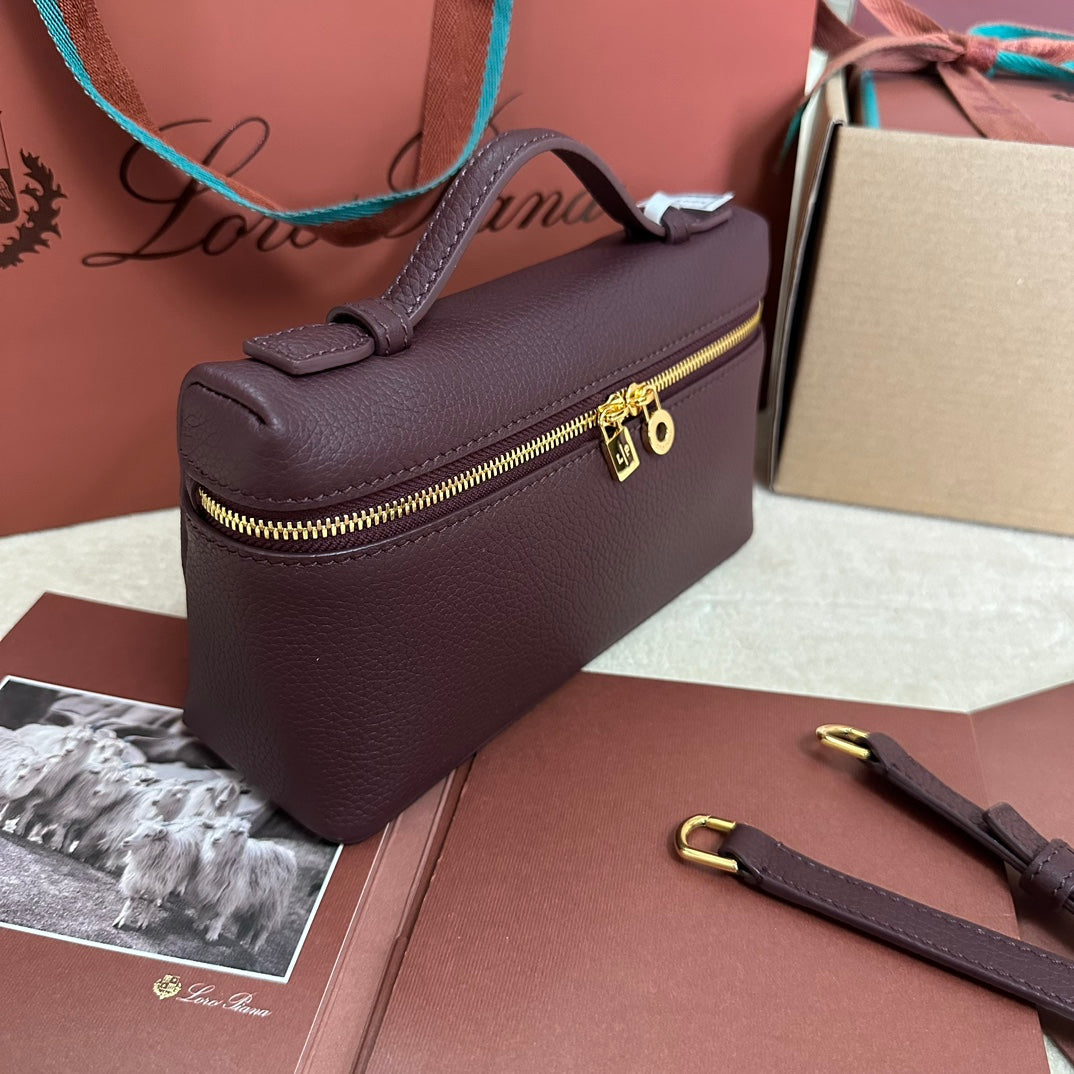 EXTRA POCKET L19 IN WINE PURPLE CALFSKIN WITH GOLD HARDWARE Amelia Amelia