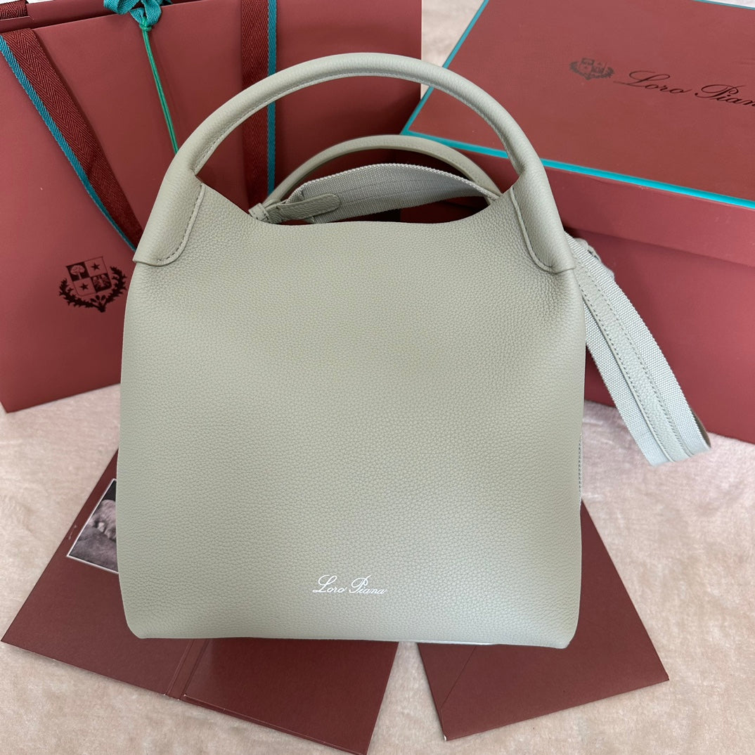 LARGE 36 BALE BAG IN PEARL GRAY GRAINED CALFSKIN by Amelia
