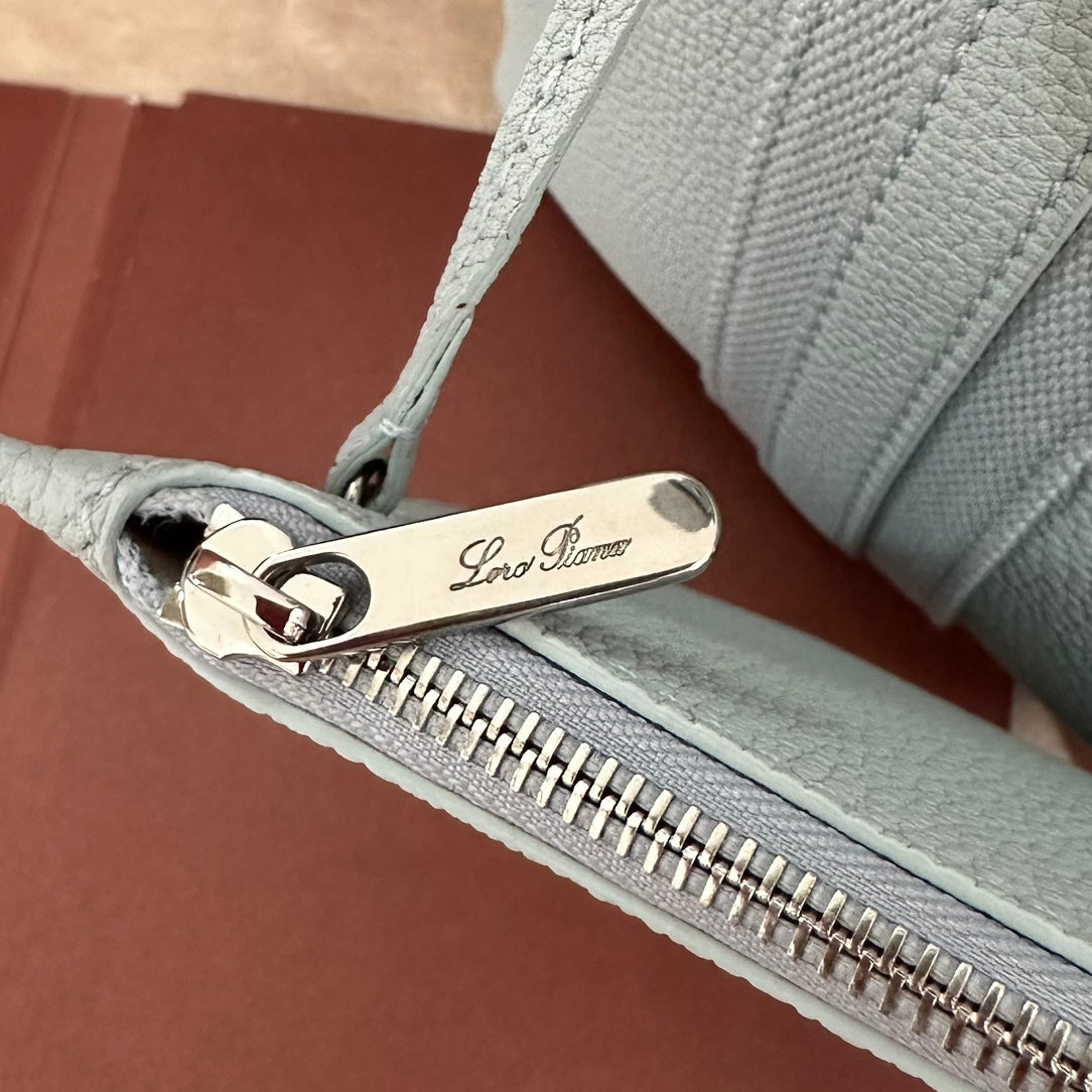 SMALL 21 BALE BAG IN LIGHT BLUE GRAINED CALFSKIN WITH SILVER HARDWARE by Amelia