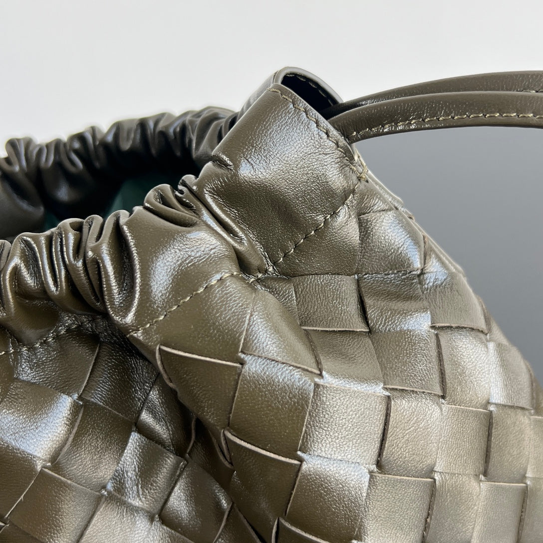 DUSTBAG MEDIUM 32 IN ARMY GREEN CALFSKIN Amelia Amelia