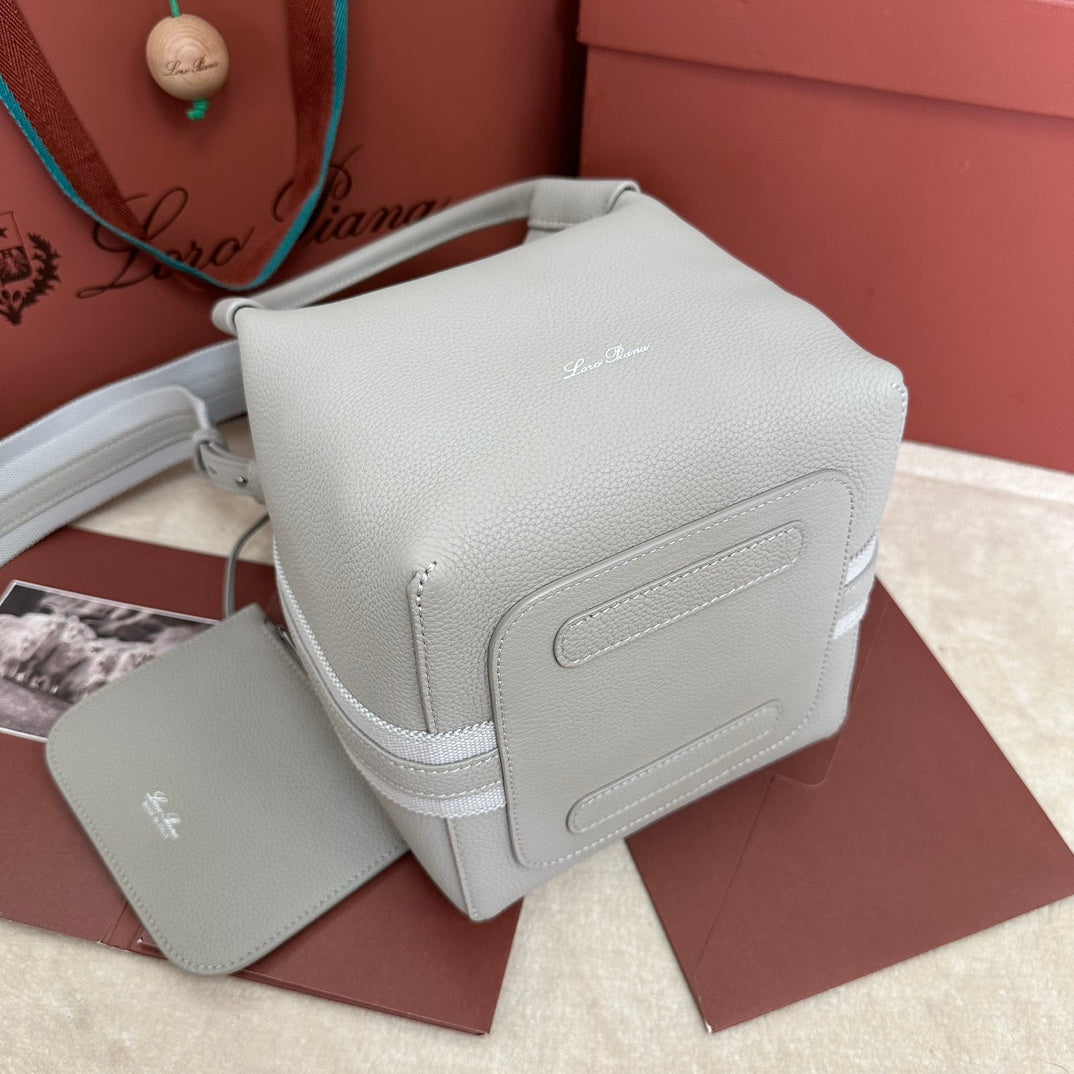 SMALL 21 BALE BAG IN PALE GRAY GRAINED CALFSKIN by Amelia