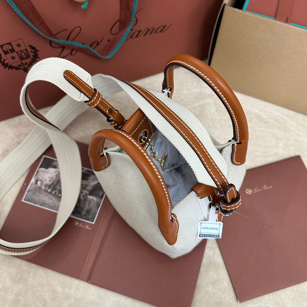 MICRO BALE BAG IN WHITE CANVAS AND BRONZE BROWN CALFSKIN by Amelia
