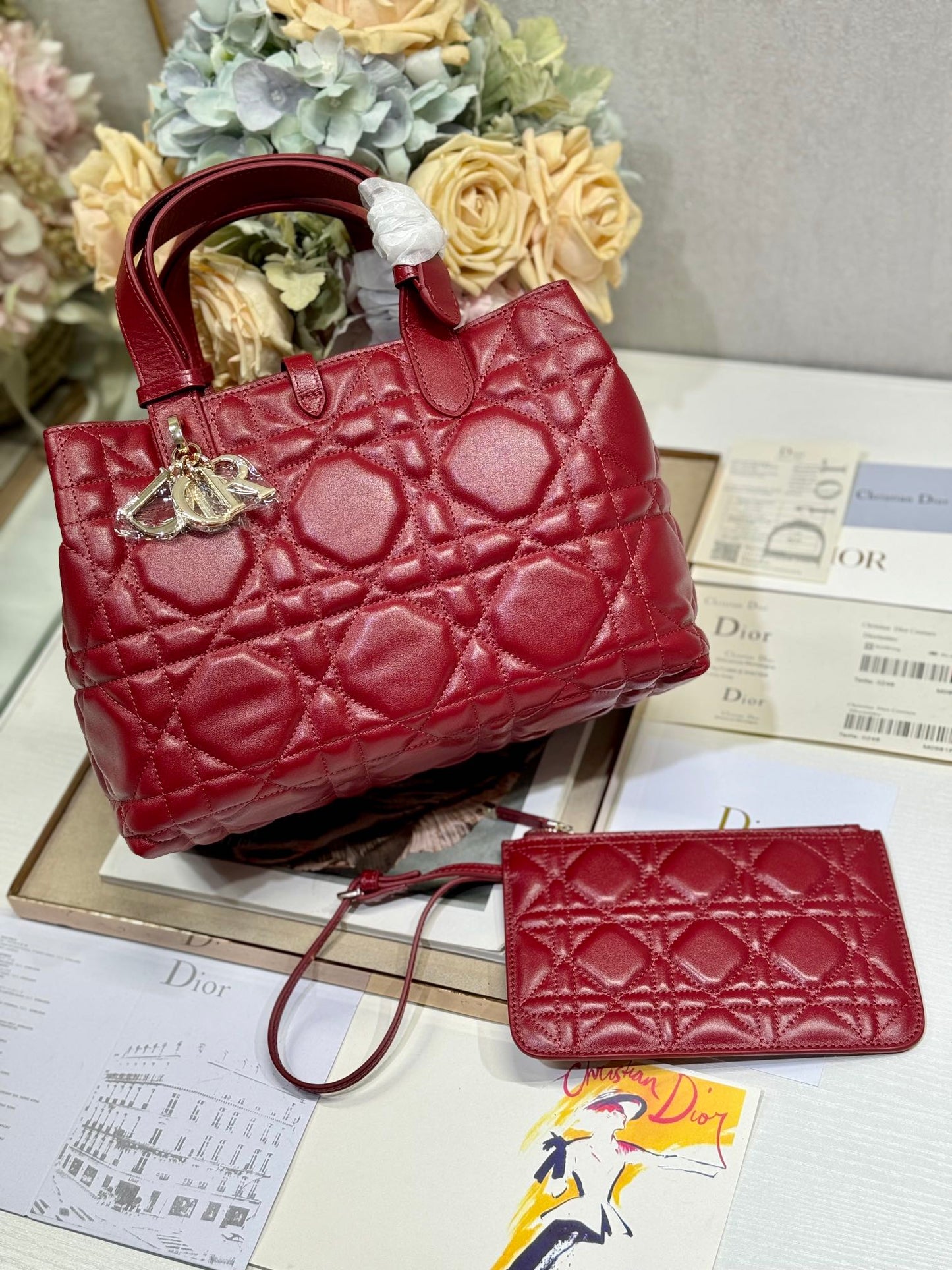 SMALL 28 TOUJOURS BAG IN RUAmelia RED MACROCANNAGE LAMBSKIN Amelia