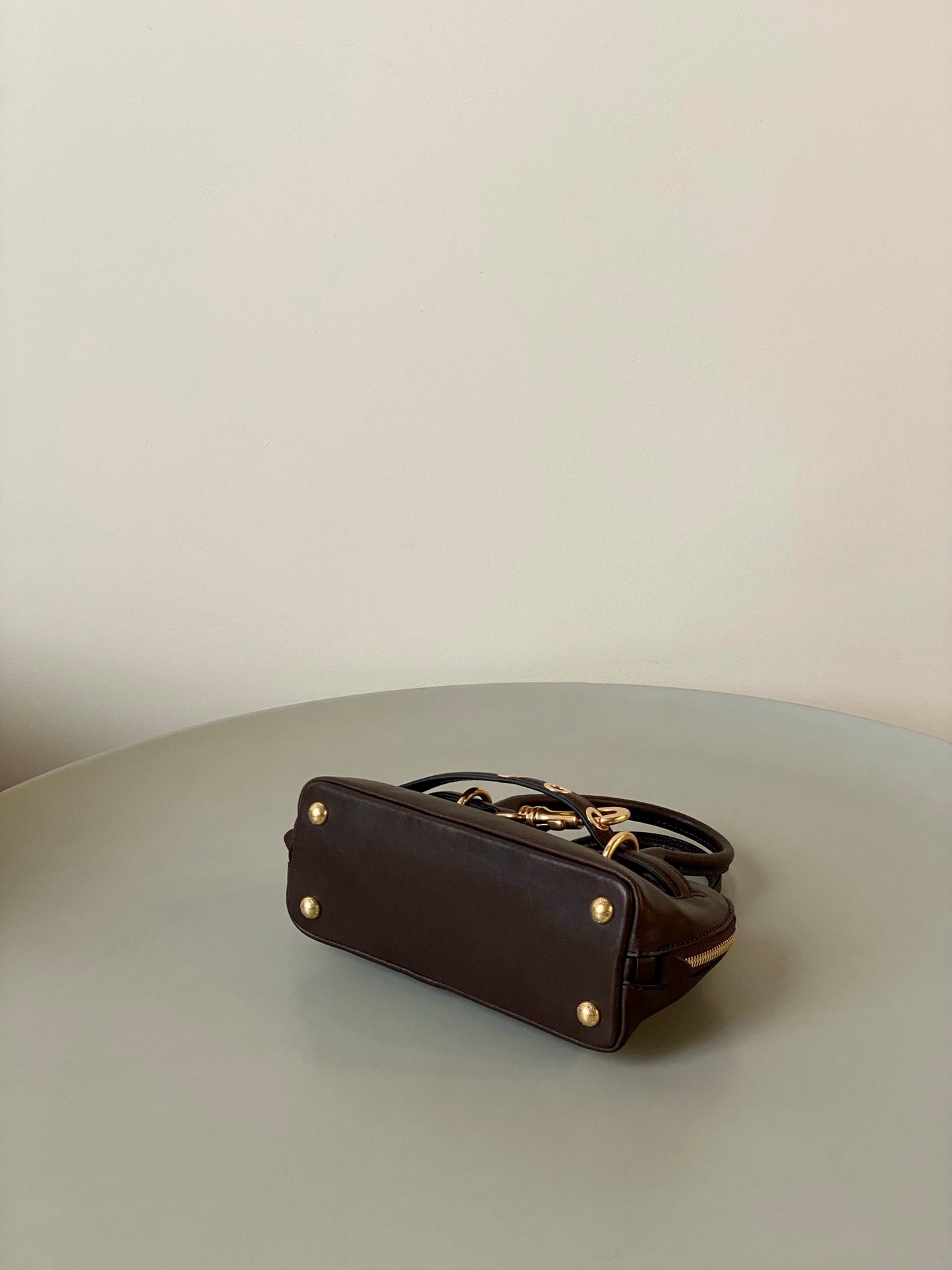 AVENTURE NAPPA MINI BAG 21 IN BRUNETTE BROWN CALFSKIN GOLD HARDWARE Amelia