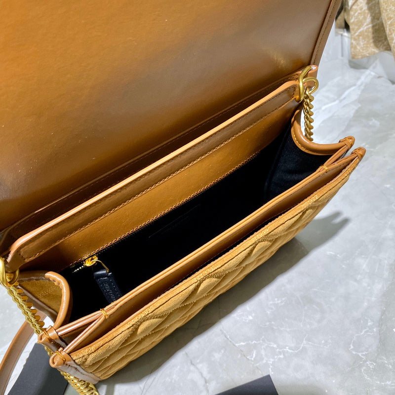 Amelia - YSL Bag - 4120