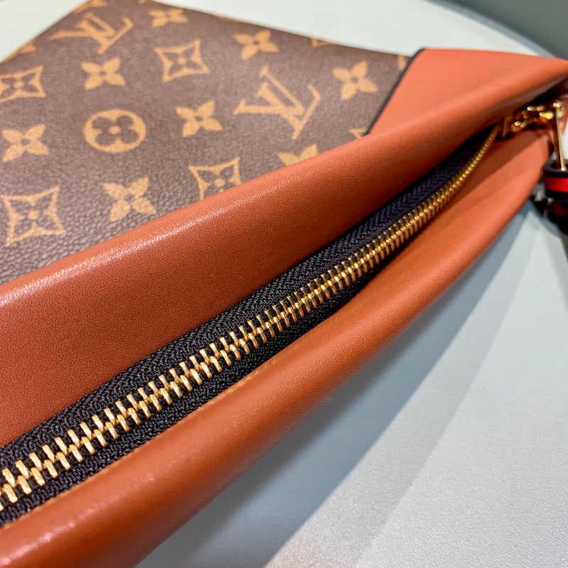 Fan Fashion Lu-Vi bags - 9035