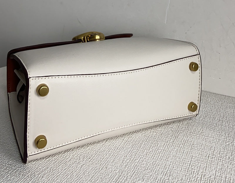 Amelia-i CAH Bags - 334