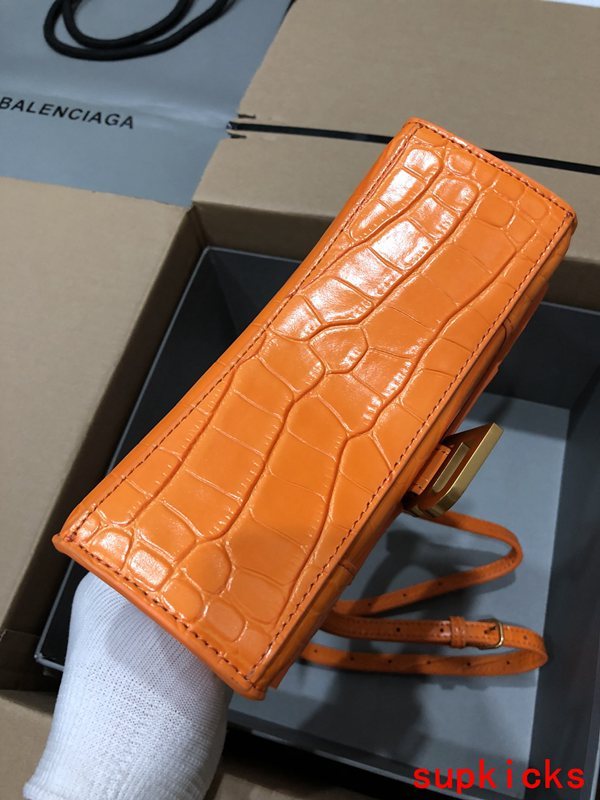 Amelia- BG Hourglass Bags - 122