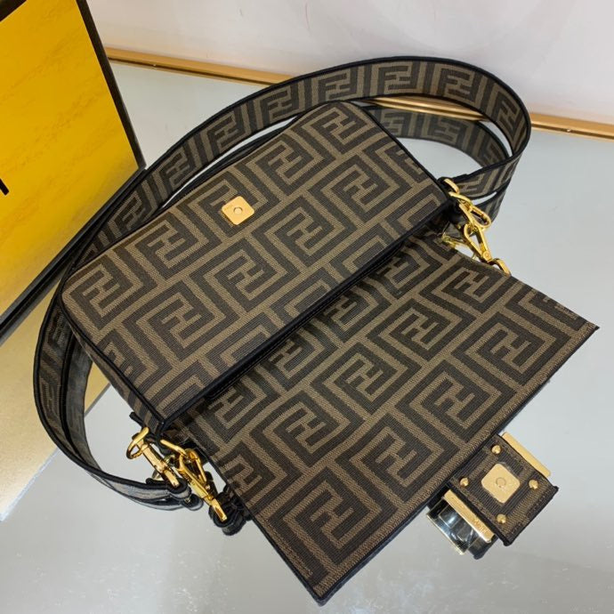 Amelia's Bag Gallery - VAR Bags - 197