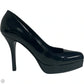 Shoes Luxury Designer By Gucci In Black, Size: 6.5