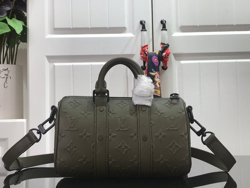 Fan Fashion Lu-Vi bags - 17419