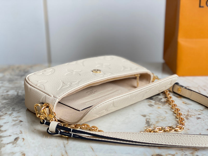 Amelia's Bag Gallery - LOV Bags - 942
