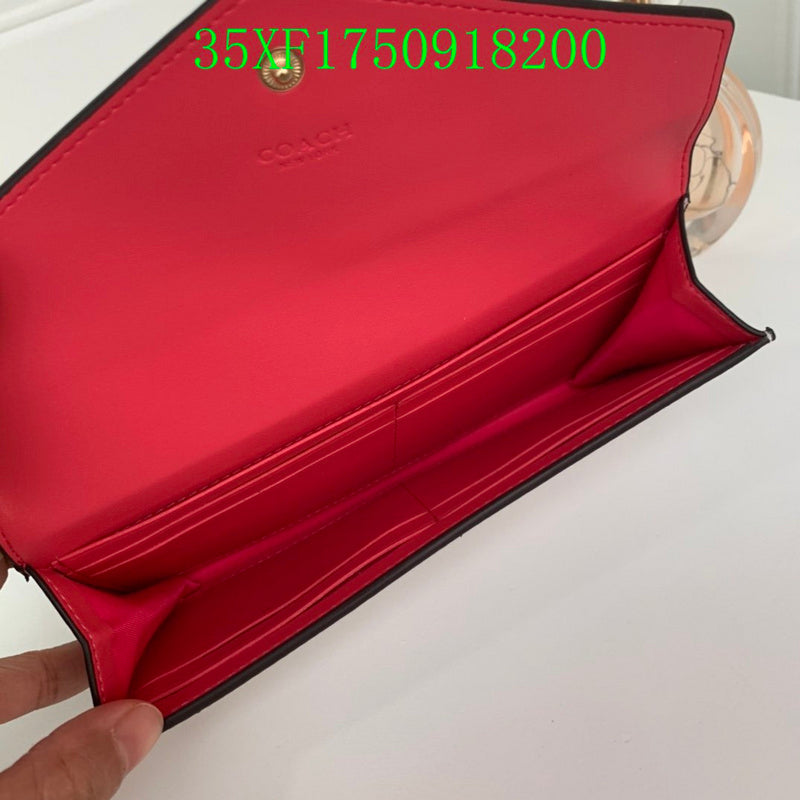 Amelia - CAH Wallet - 081