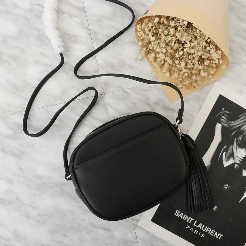 Amelia - YSL Bag - 2560
