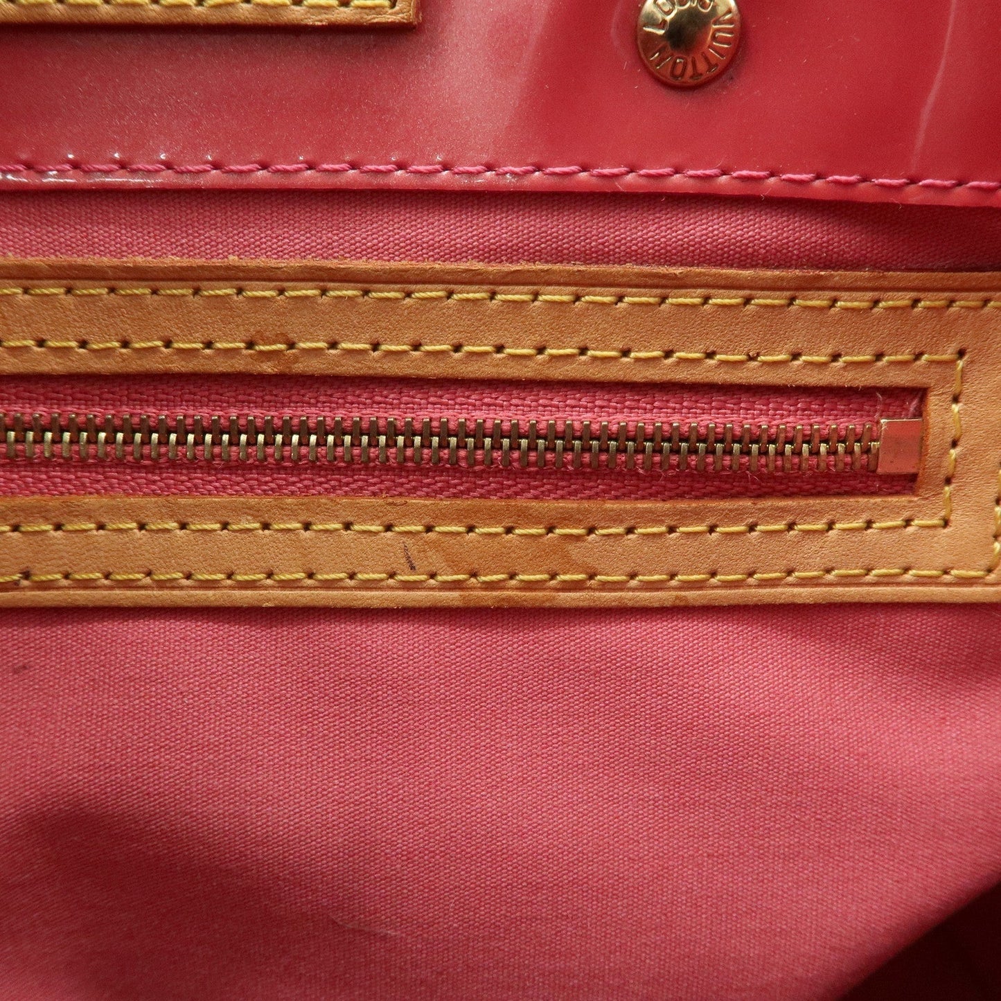 Louis Vuitton Monogram Vernis Lead PM Hand Bag Framboise M9132F
