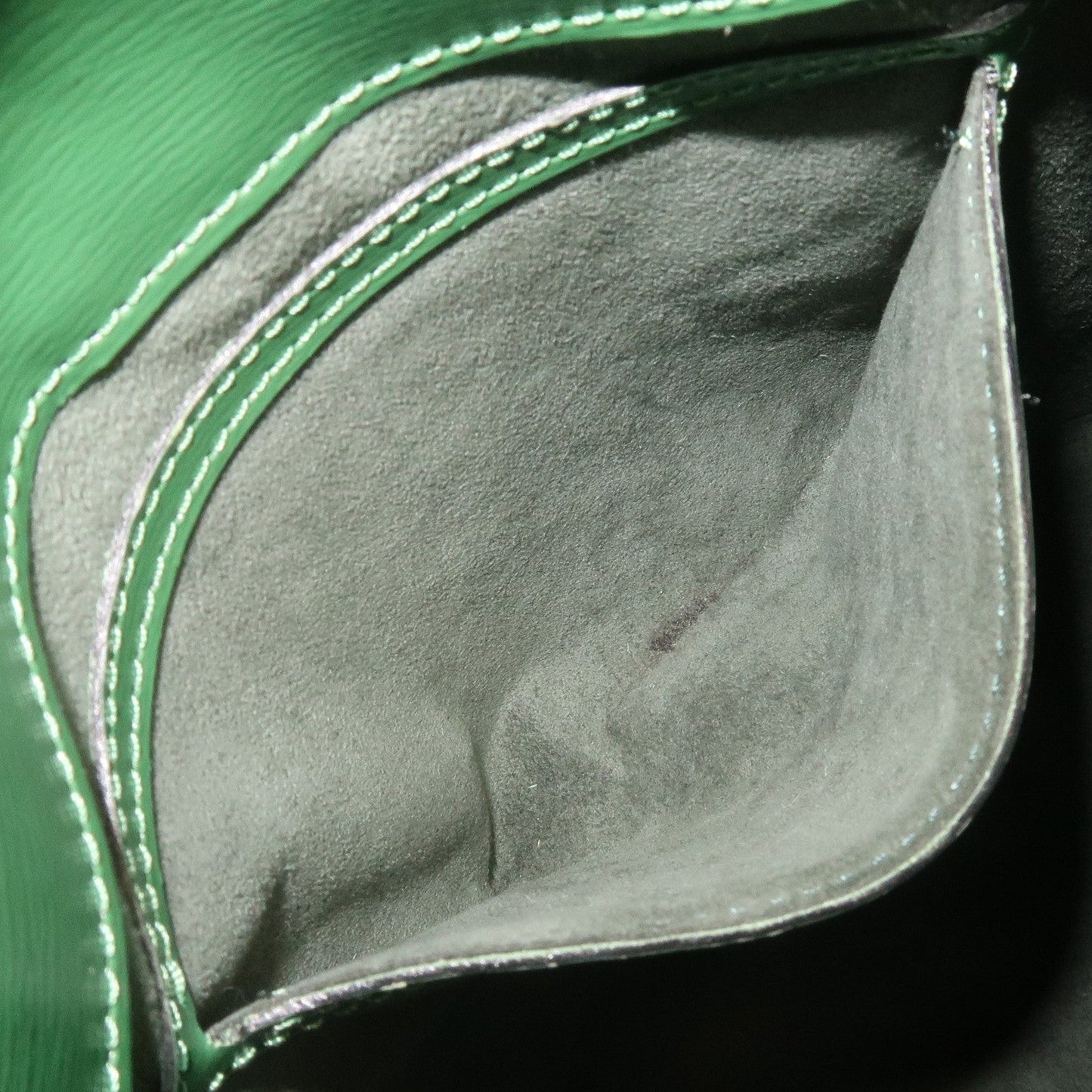Louis Vuitton Epi Cluny Shoulder Bag Borneo Green M52254