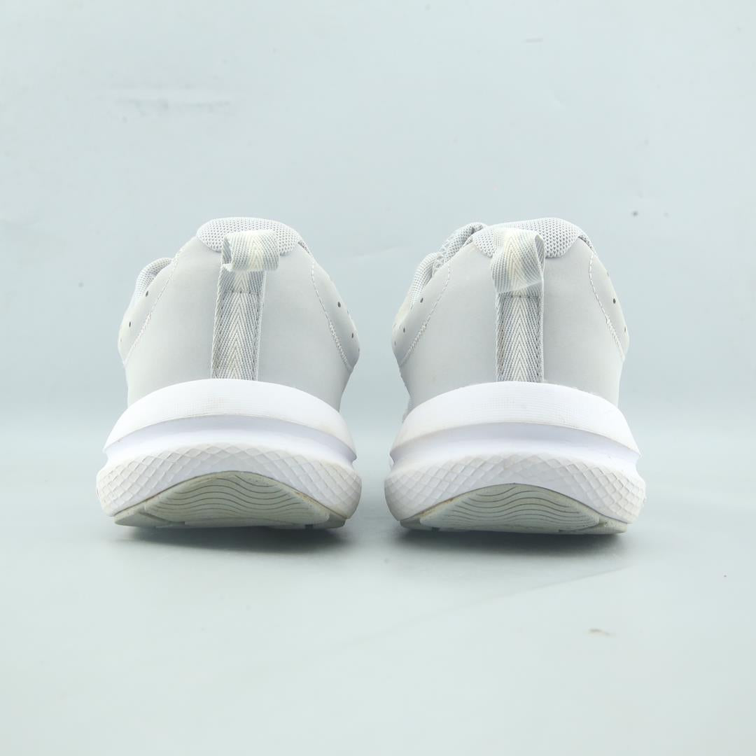 UNDER ARMOUR CHARGED ASSERT 10