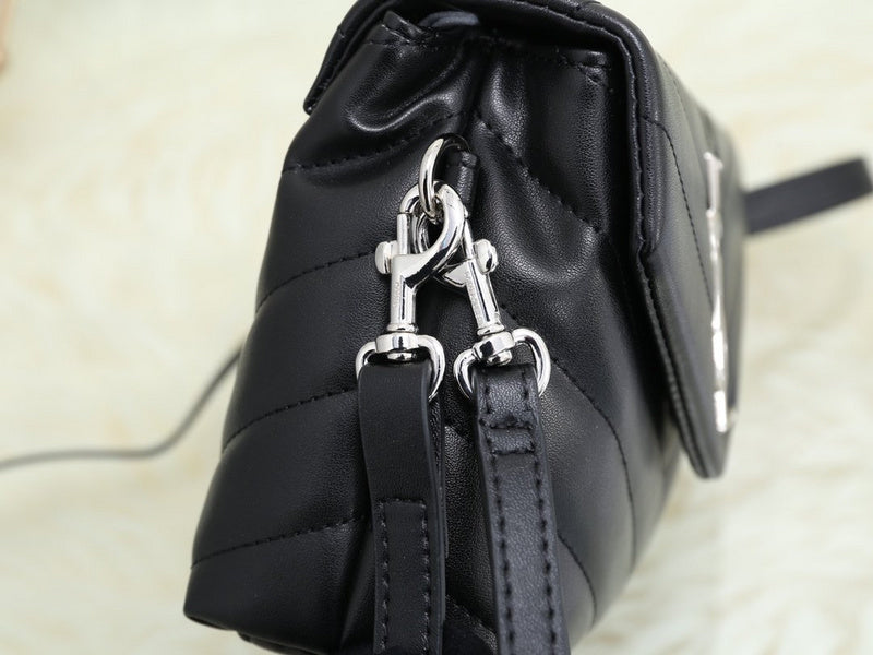 Amelia - YSL Bag - 3540