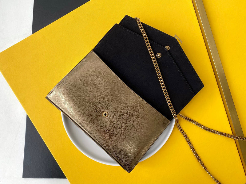 Amelia - YSL Bag - 3609