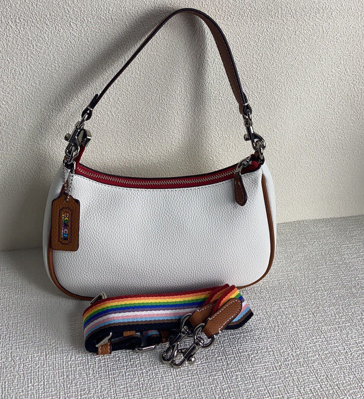 Amelia-i CAH Bags - 081