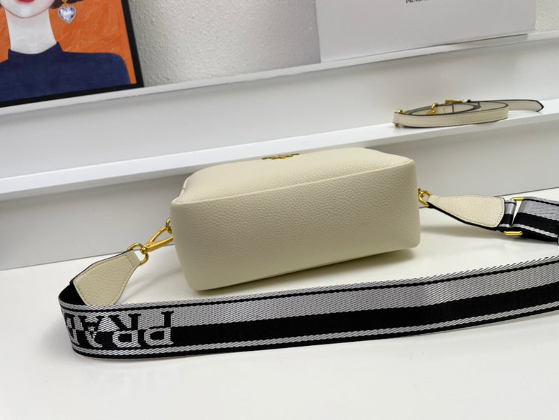 Amelia- PRDA  LUXURY BAGS - 917