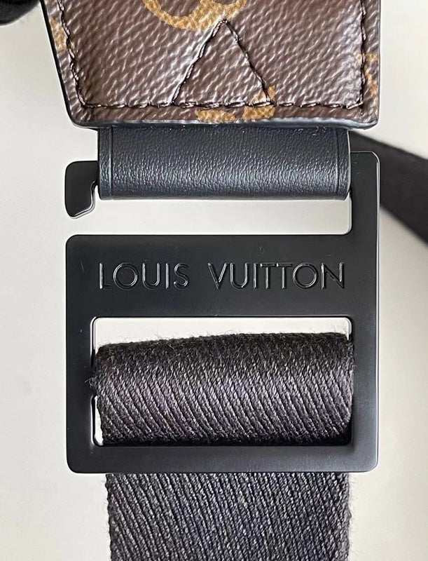 Fan Fashion Lu-Vi bags - 17525