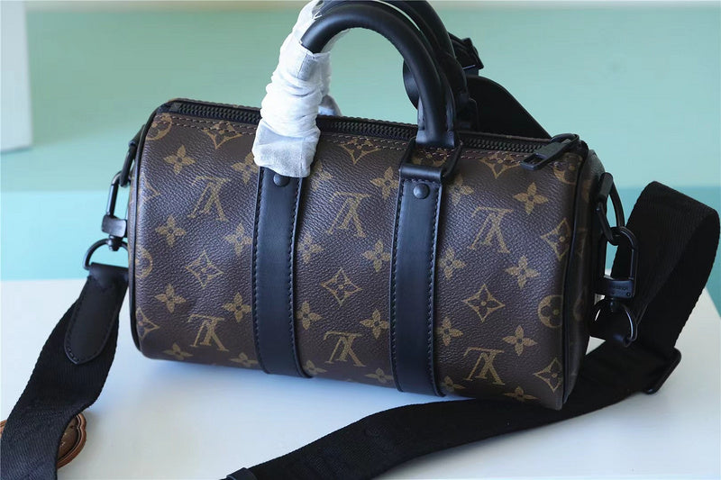 Fan Fashion Lu-Vi bags - 11252
