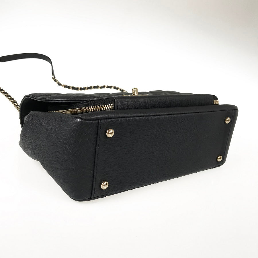 CHANEL Business Affinity Shoulder bag